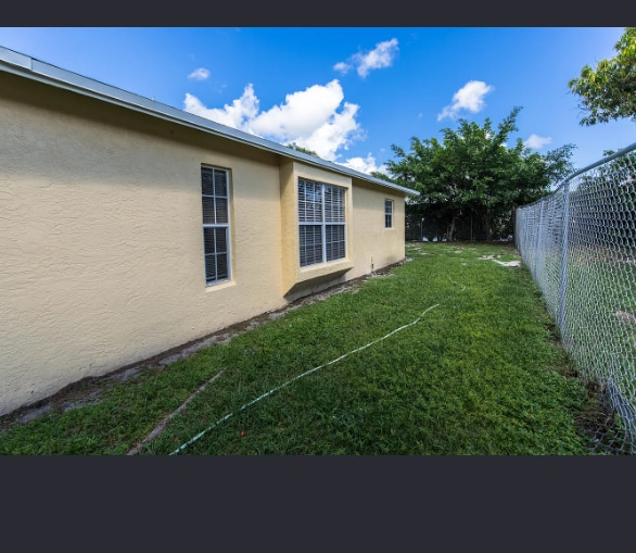 Building Photo - 2634 W 28th St