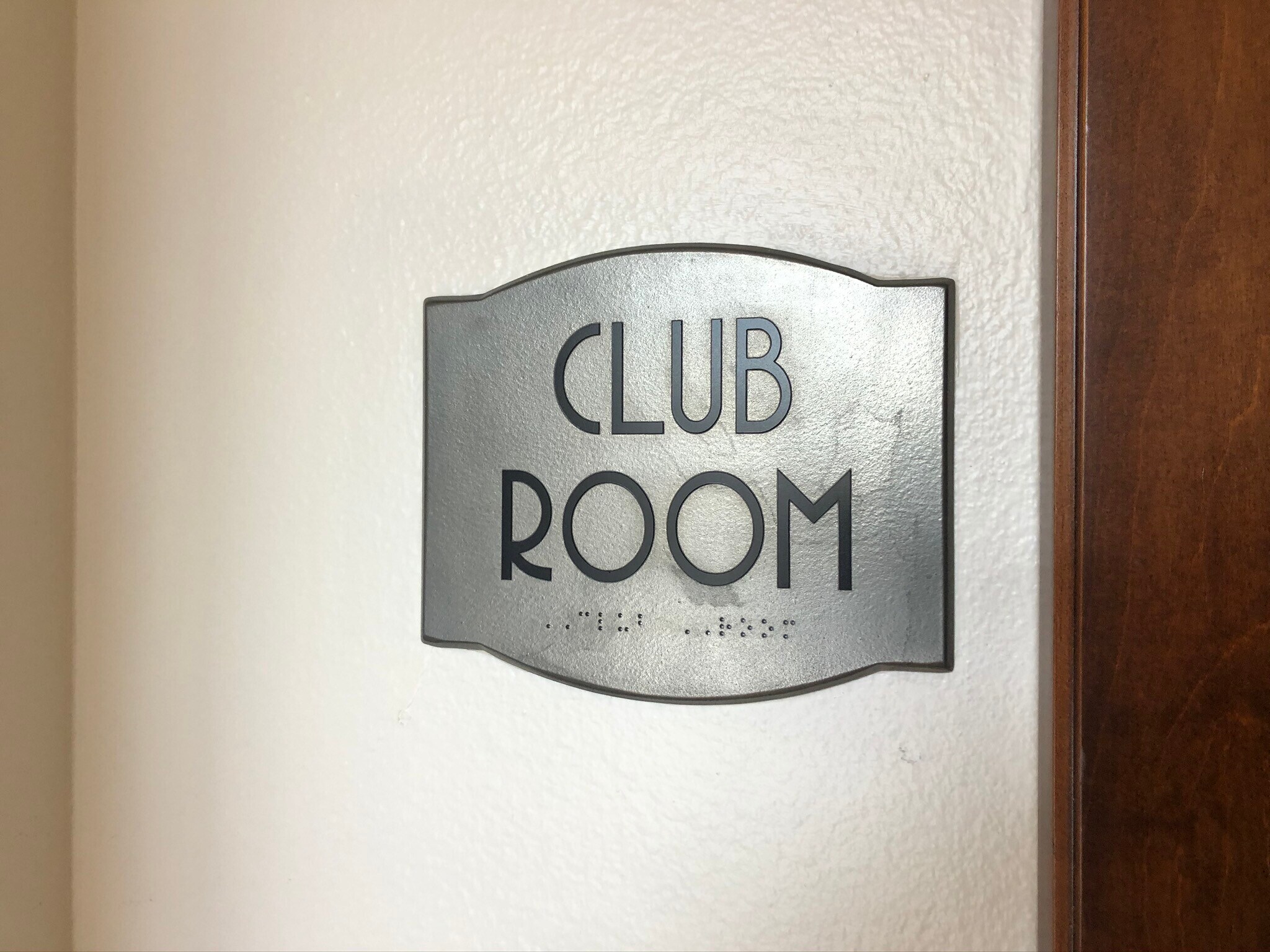 Building Photo - 388 E Ocean Blvd