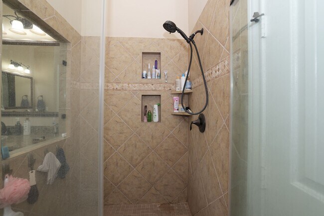 Building Photo - 23311 Preserve View Cir