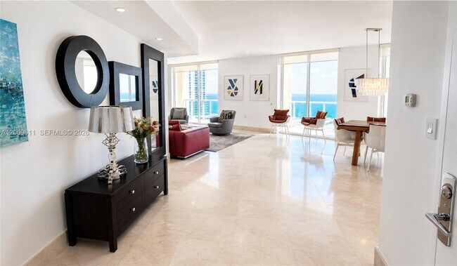 Building Photo - 150 Sunny Isles Blvd