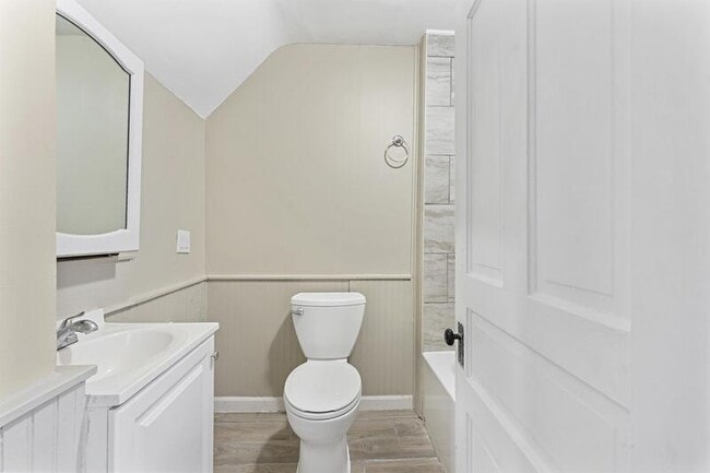 Building Photo - 71 Grand Ave