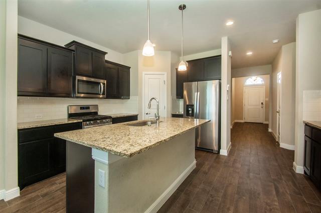 Building Photo - 11437 Leeson St