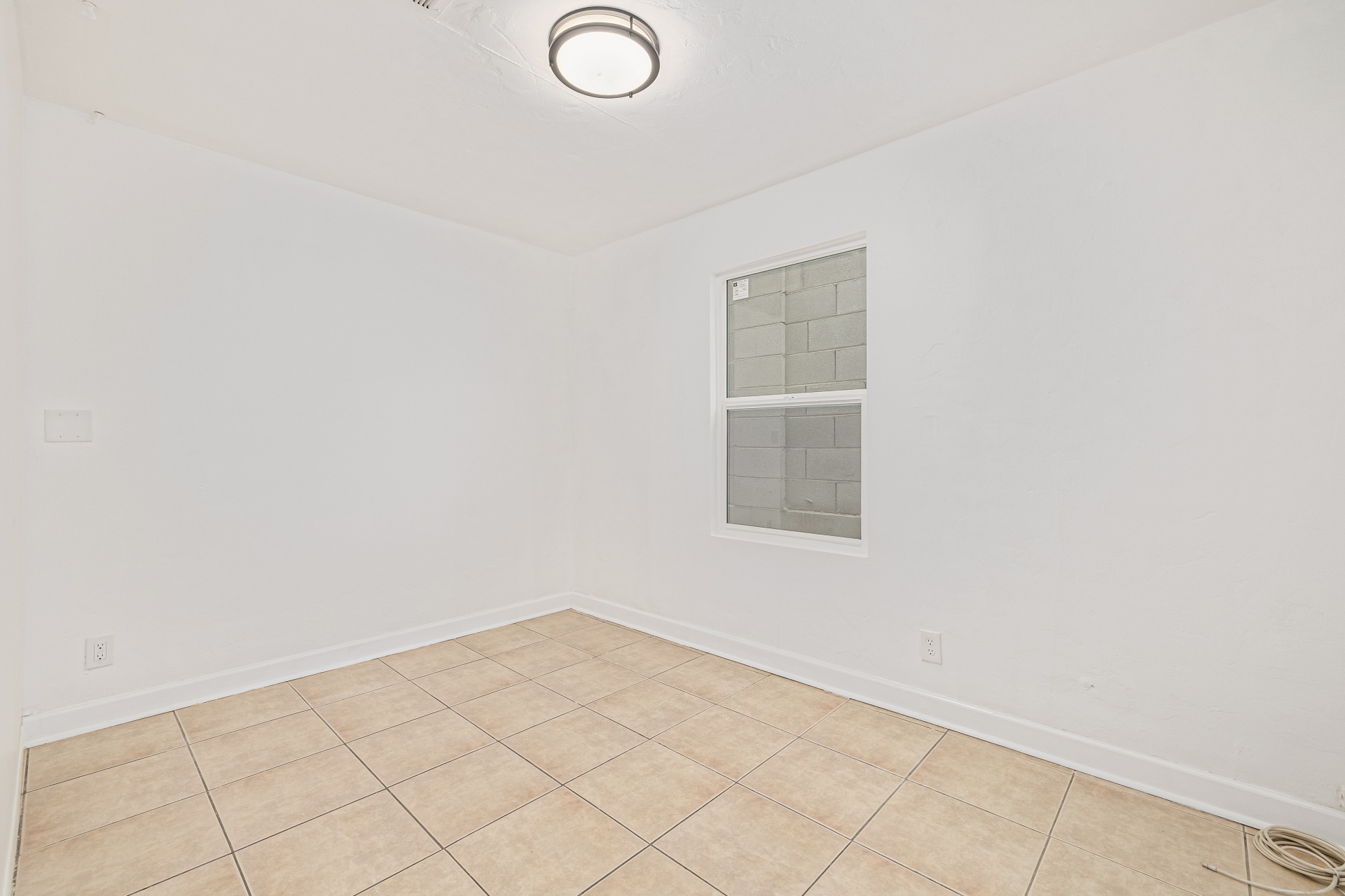 Building Photo - 4516 N 8th Pl