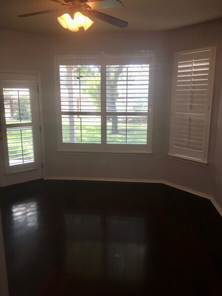 Formal or multi-use area - 24307 Alamosa Falls