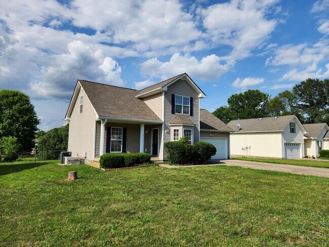 Building Photo - 4048 New Grange Cir