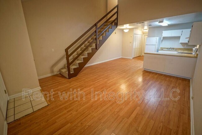 Building Photo - 2100 Continental Ave