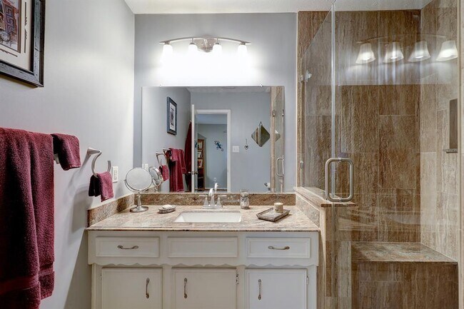 Primary bath bathroom - 16 Warwick Ln