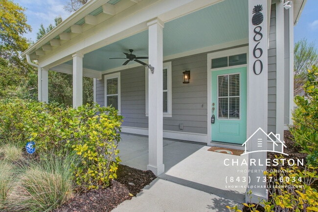 Building Photo - 860 W Madison Ave