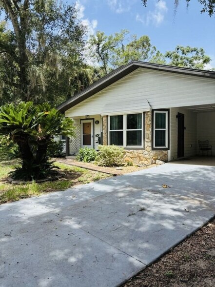 Building Photo - 4100 N Eagle Nest Point
