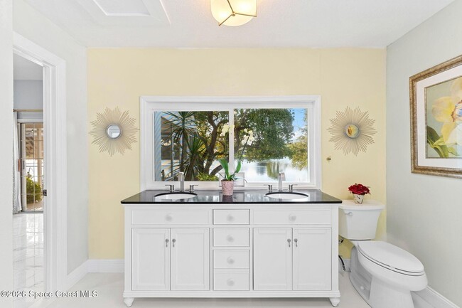 Building Photo - 662 Rossmoor Cir