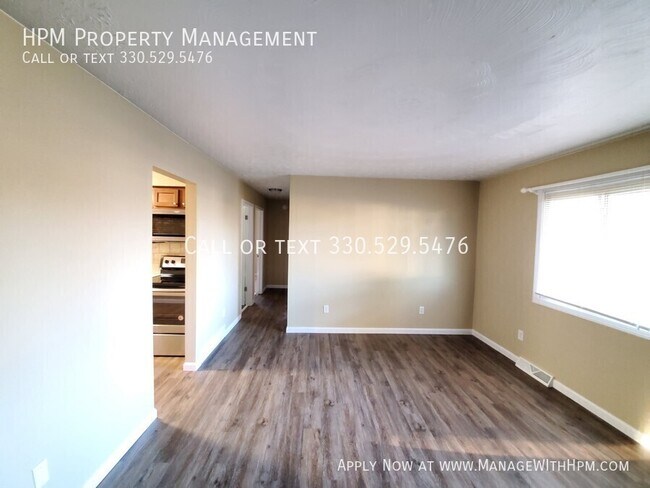 Building Photo - 2513 Zircon St NE
