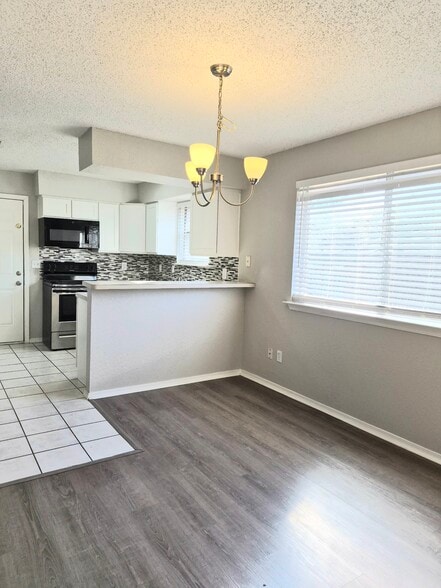 Building Photo - 2006 Minnie Dr