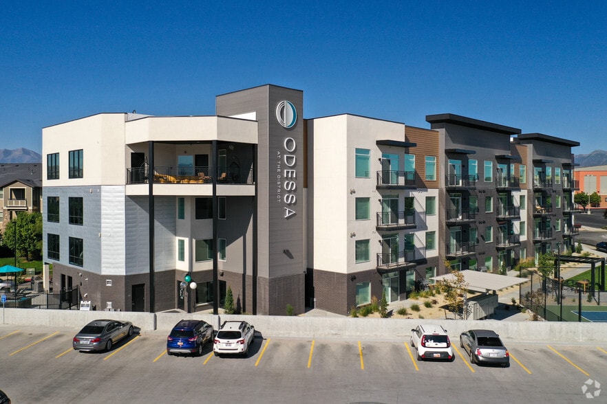 Primary Photo - Odessa at the District