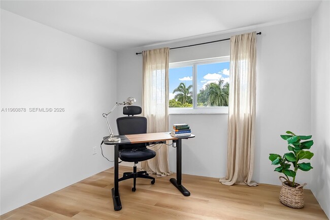 Building Photo - 1840 Jefferson Ave