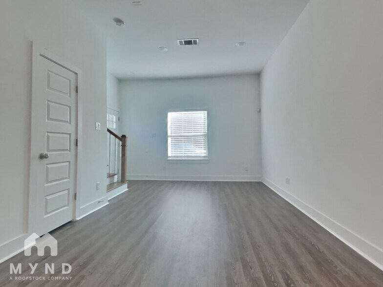 Building Photo - 7922 Jester St