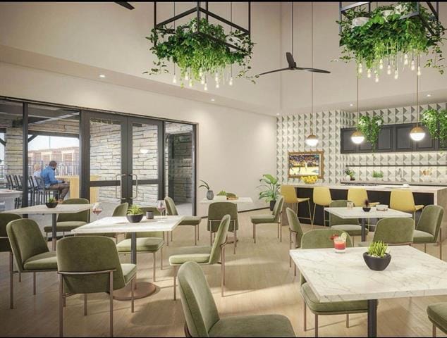 Building Photo - 517 Clover Crk Dr