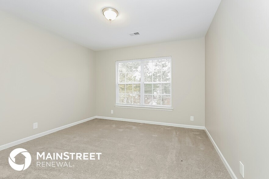 Building Photo - 5104 Bay Overlook Dr