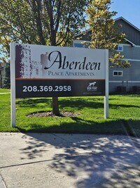 Building Photo - AB1488