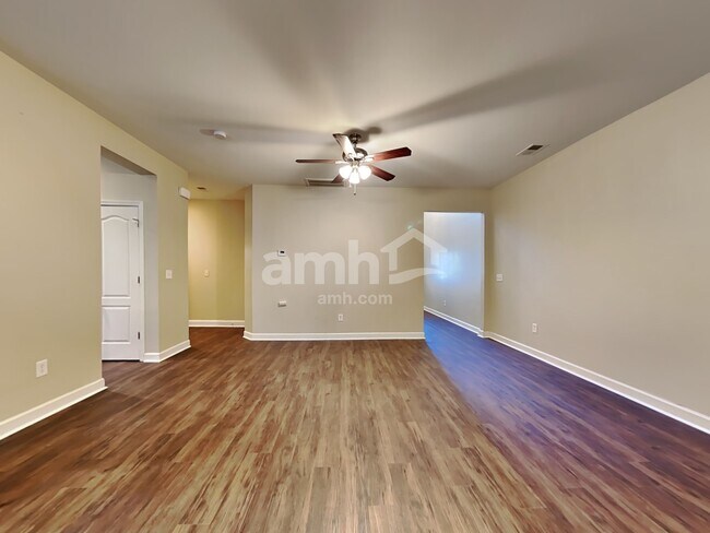 Building Photo - 120 Maywood Drive