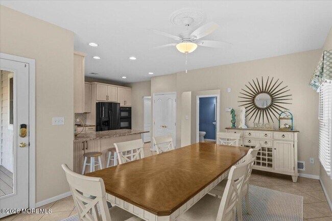 Building Photo - 303 NJ-35