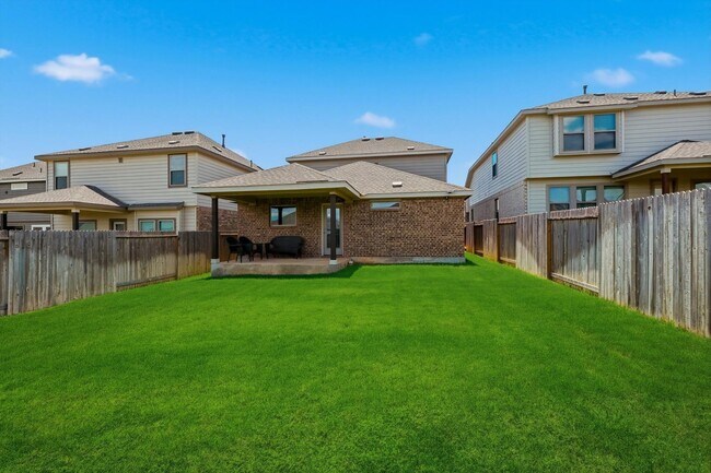 Building Photo - Charming 3-Bedroom Home in Desirable New Braunfels Neighborhood