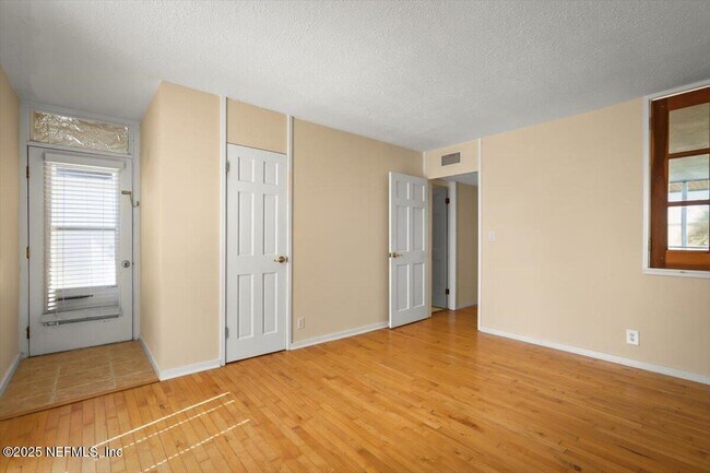 Building Photo - 901 Ocean Blvd