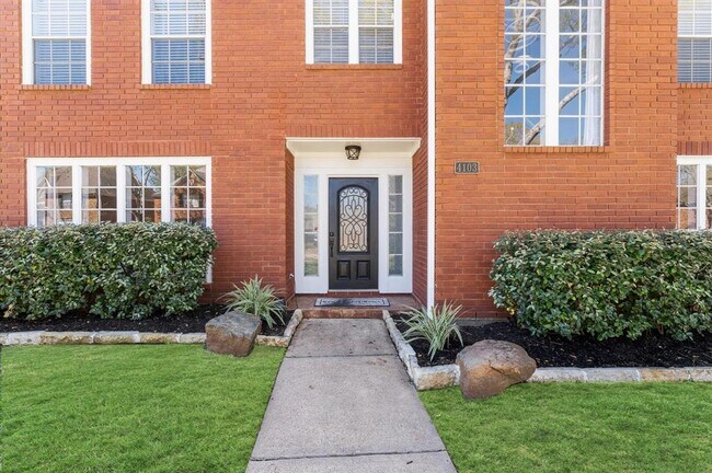 Building Photo - 4103 Waterstone St