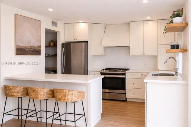 Building Photo - 11017 SW 113th Pl