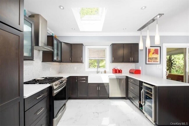 Building Photo - 1 N Amundsen Ln