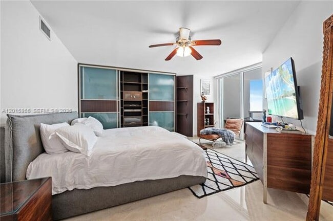 Building Photo - 8925 Collins Ave