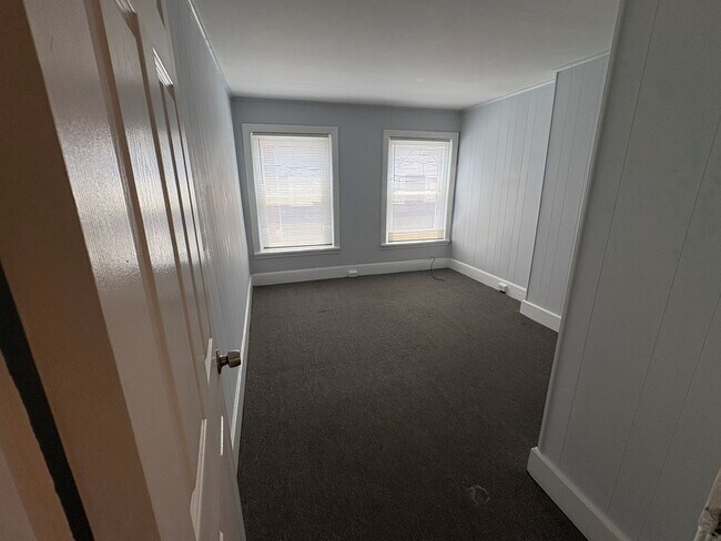 Building Photo - 2 Bed - West Chester Borough