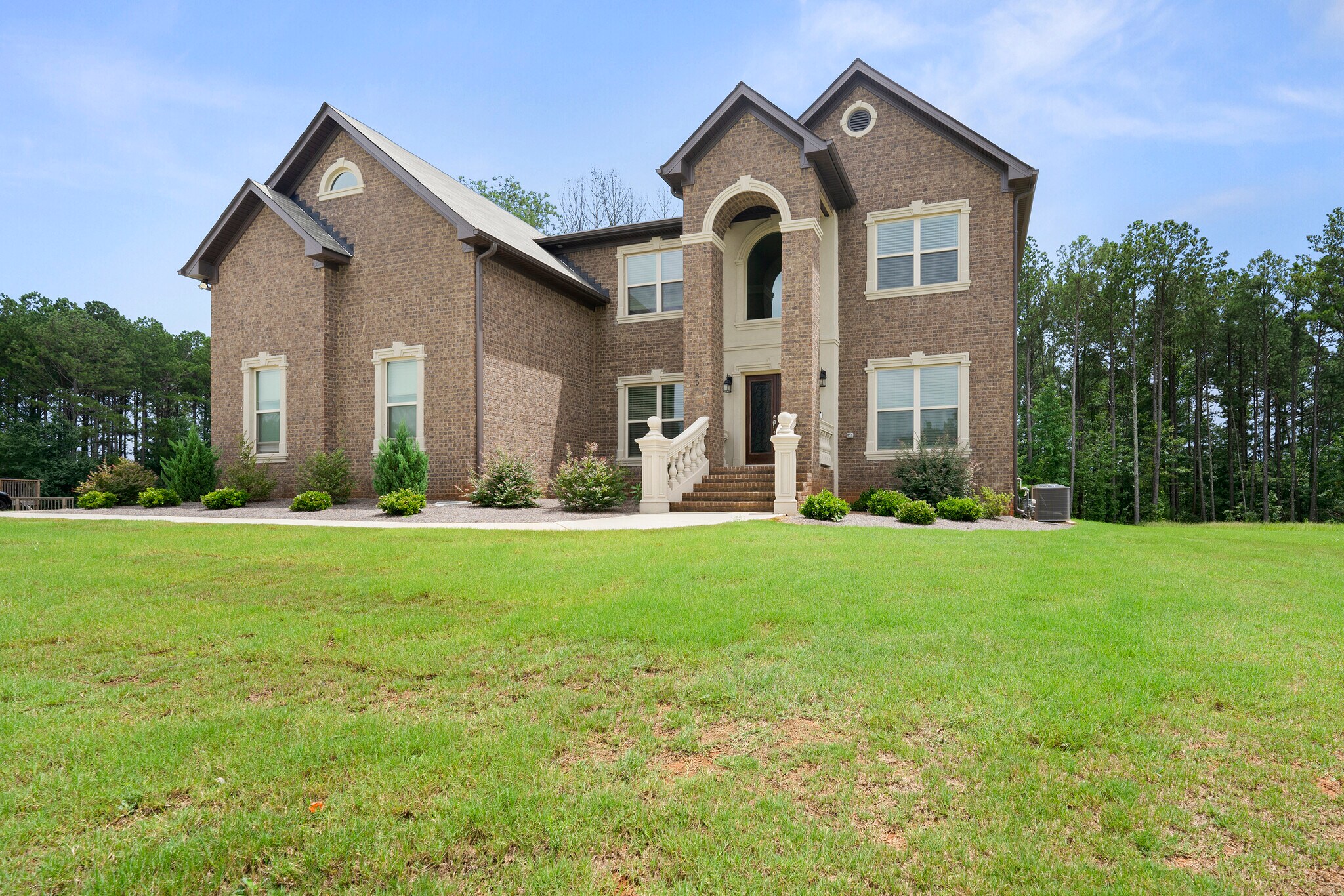 Building Photo - 85 Allspice Dr