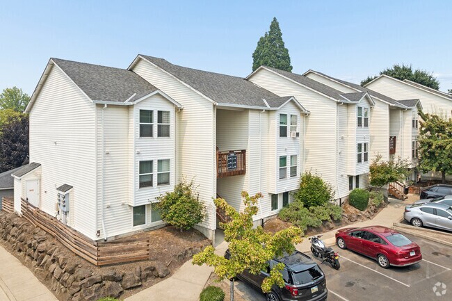 Building Photo - Loganberry Commons