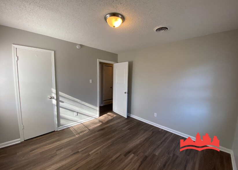 Building Photo - 745 Harahan Rd