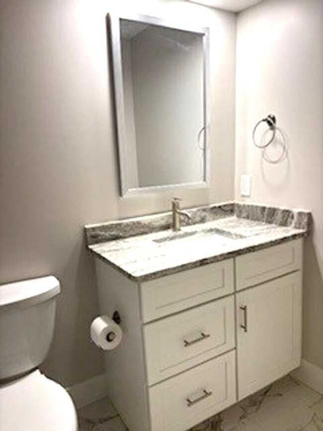 Building Photo - Broad Creek Landing