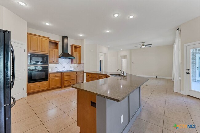 Building Photo - 781 Meridian Dr