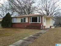 Building Photo - 1218 Colonial Ave