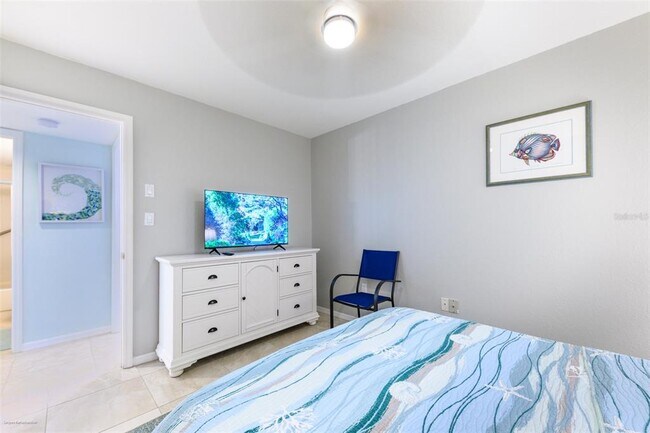 Building Photo - 220 Coldeway Dr