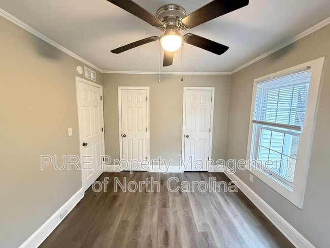 Building Photo - 231 Fairview Dr