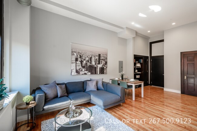 Building Photo - 1501 S. 17th-B112