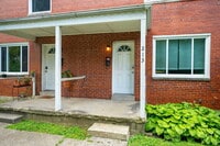 Building Photo - 215 E Hudson St