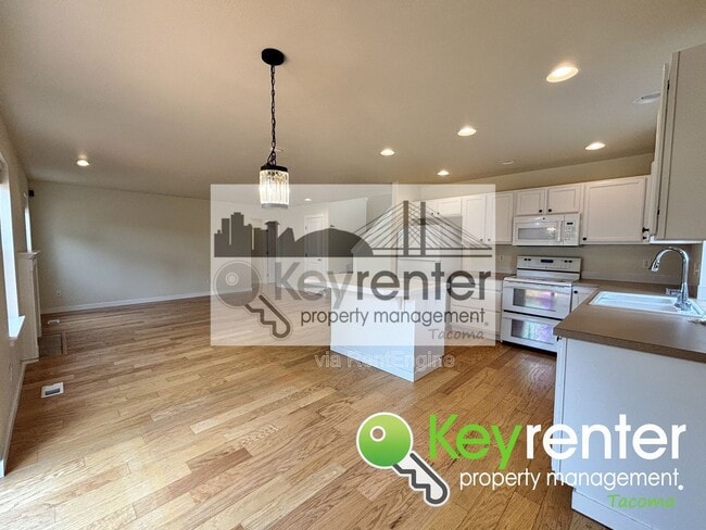 Building Photo - 8505 202nd St Ct E