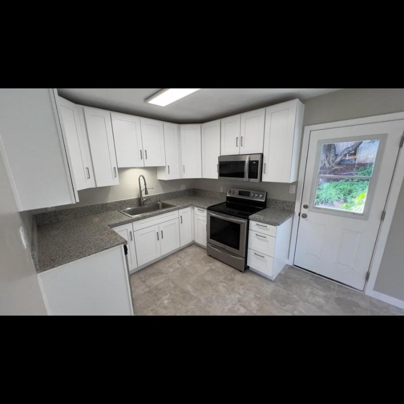 Building Photo - 4638 Edenvale Ave