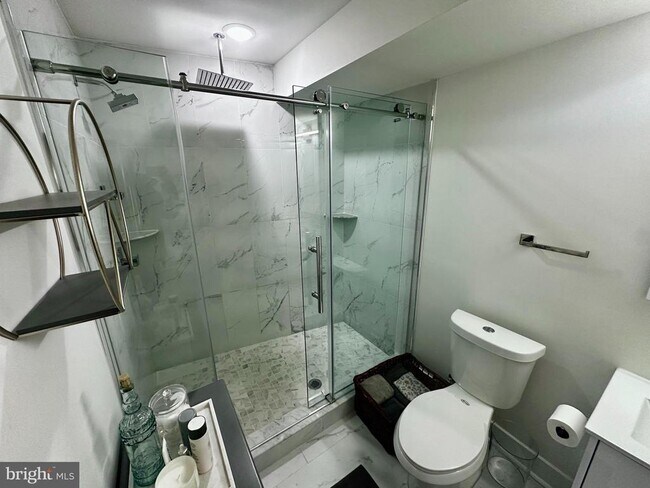 Building Photo - 2008 S College Ave