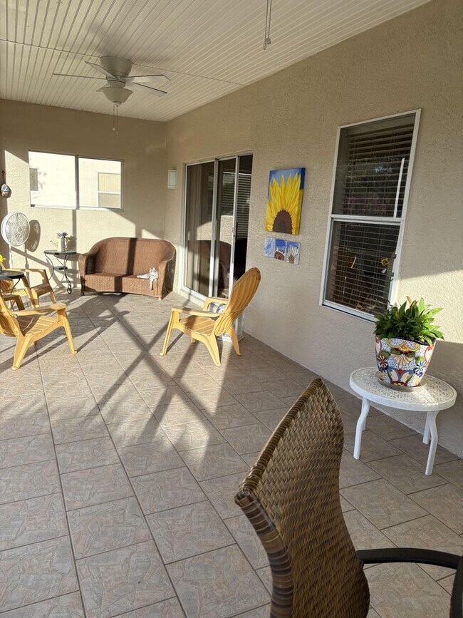Building Photo - three bedroom, two bath home in the Countr...