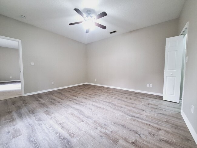 Building Photo - 1181 Dekleva Dr