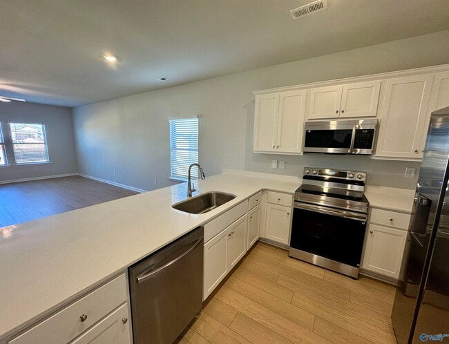 Building Photo - 141 Havner Dr