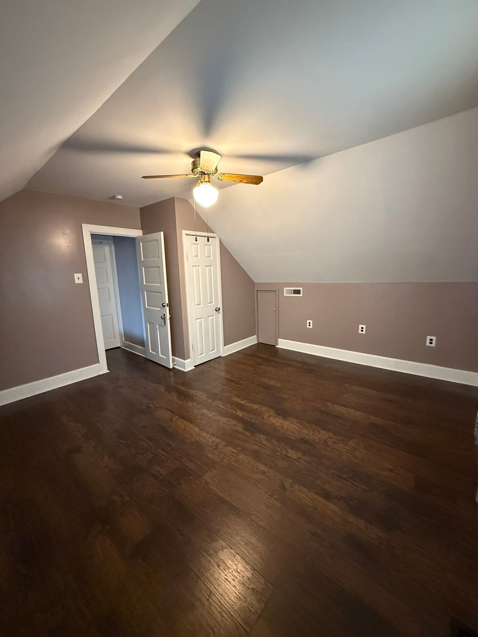 Building Photo - 118 Neshaminy Rd