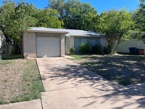 Building Photo - 4406 Dovewood Dr