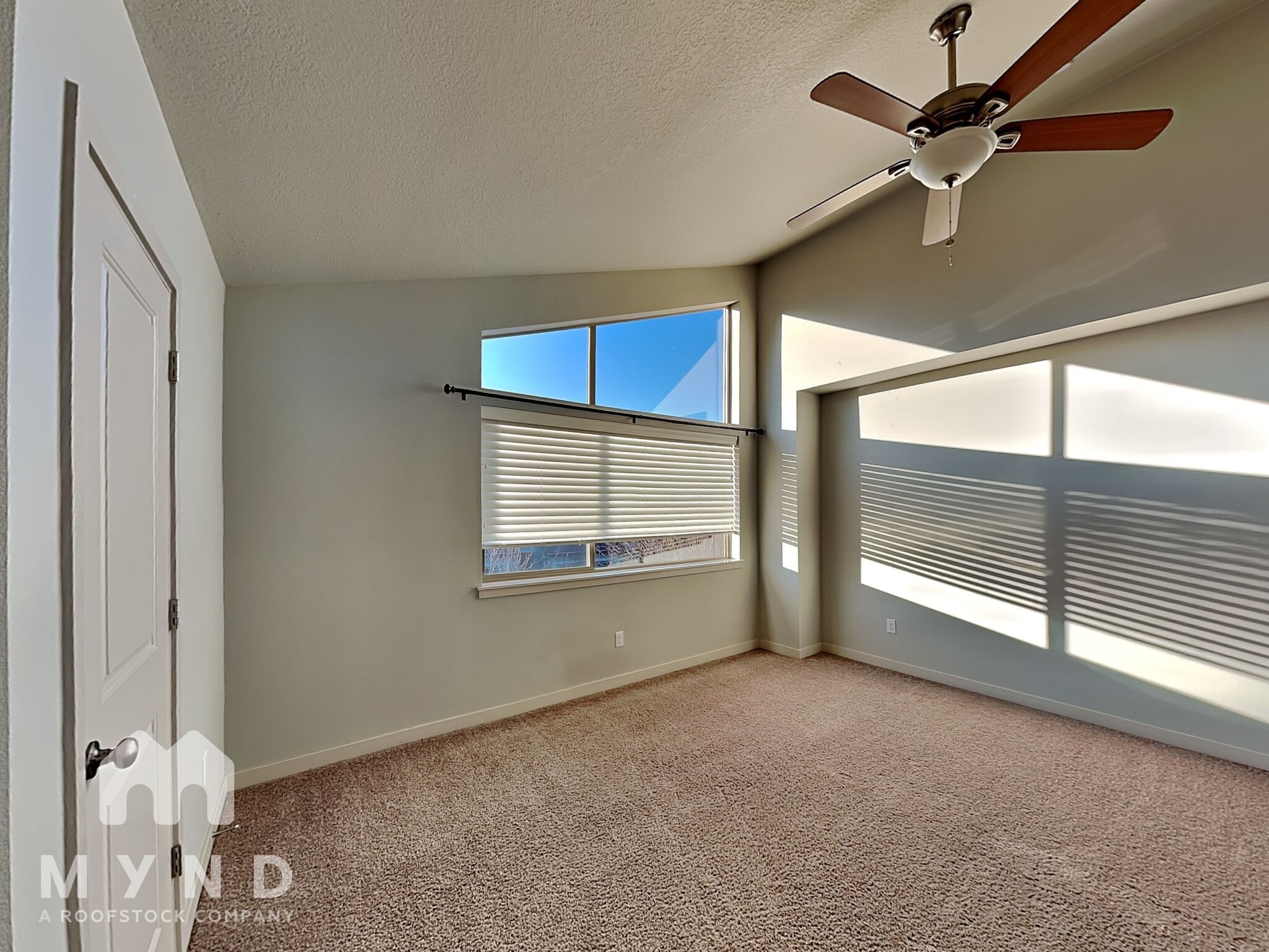 Building Photo - 118 N 43rd Pl